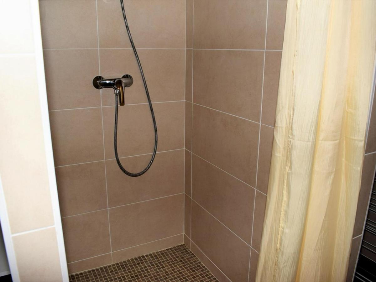 Maison Neuve De Plain-Pied Avec Wifi, Terrasse Et Parking, A 2,5 Km Des Plages A Tregastel - Fr-1-368-70 Exterior foto